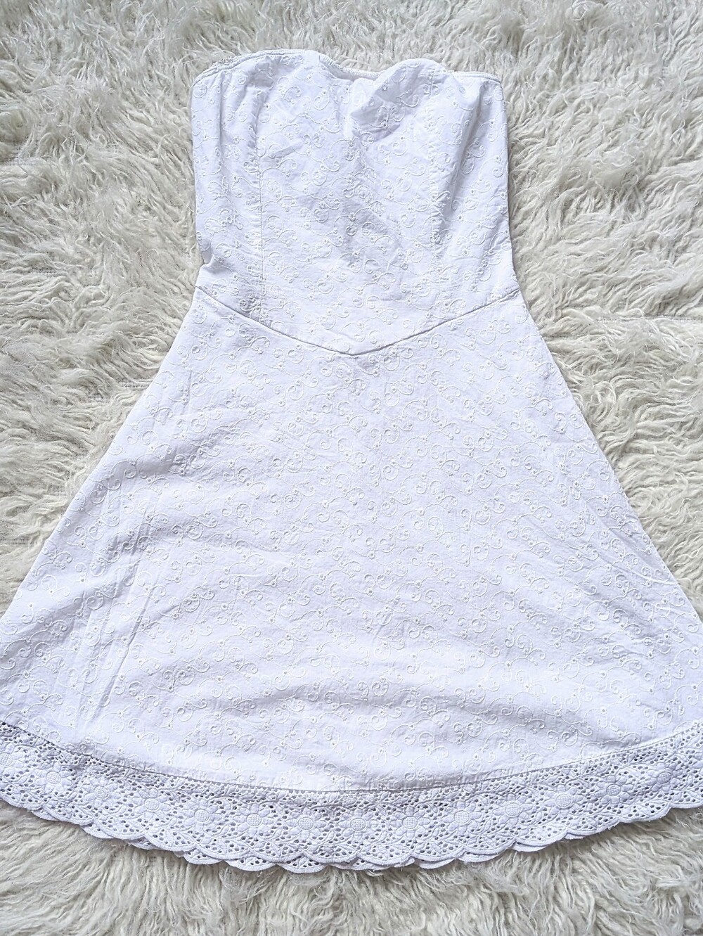 Vintage White Embroidered Eyelet Lace Strapless Dress Ruby Rox Size 3